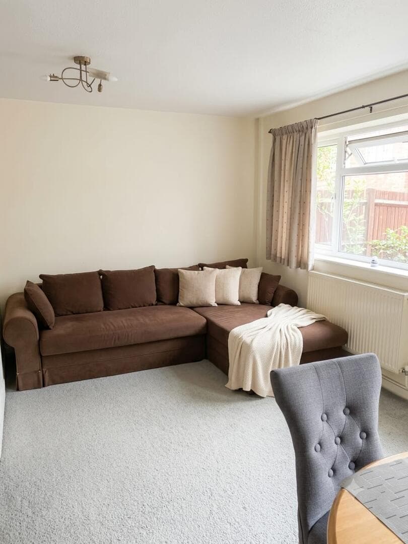 James Bedford Close, Pinner